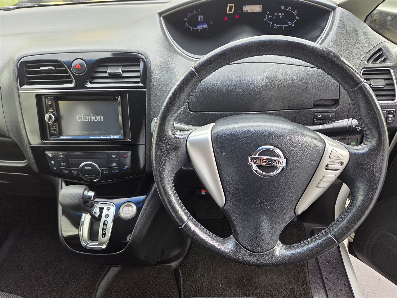 2015 Nissan Serena