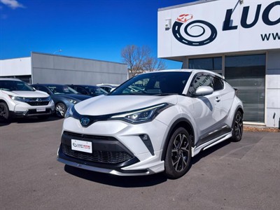 2021 Toyota C-HR - Thumbnail