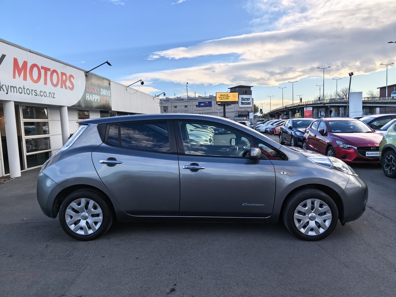 2015 Nissan LEAF
