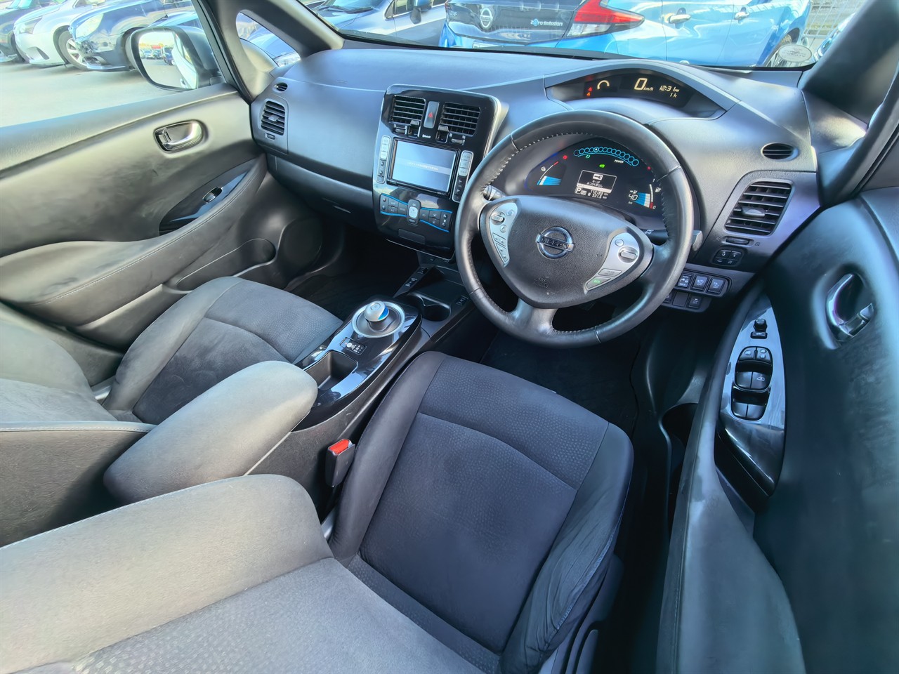 2015 Nissan LEAF