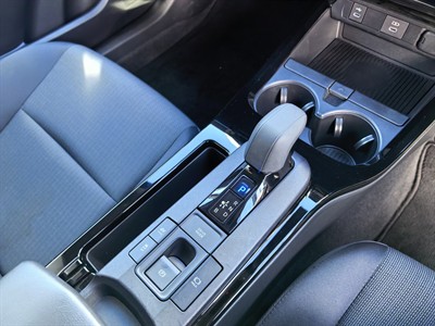 2023 Toyota Prius - Thumbnail