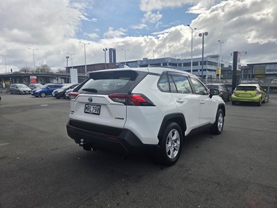 2020 Toyota Rav4 - Thumbnail