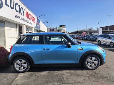 2015 Mini Cooper - Thumbnail