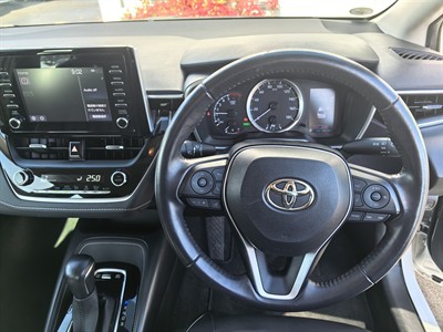2020 Toyota Corolla - Thumbnail