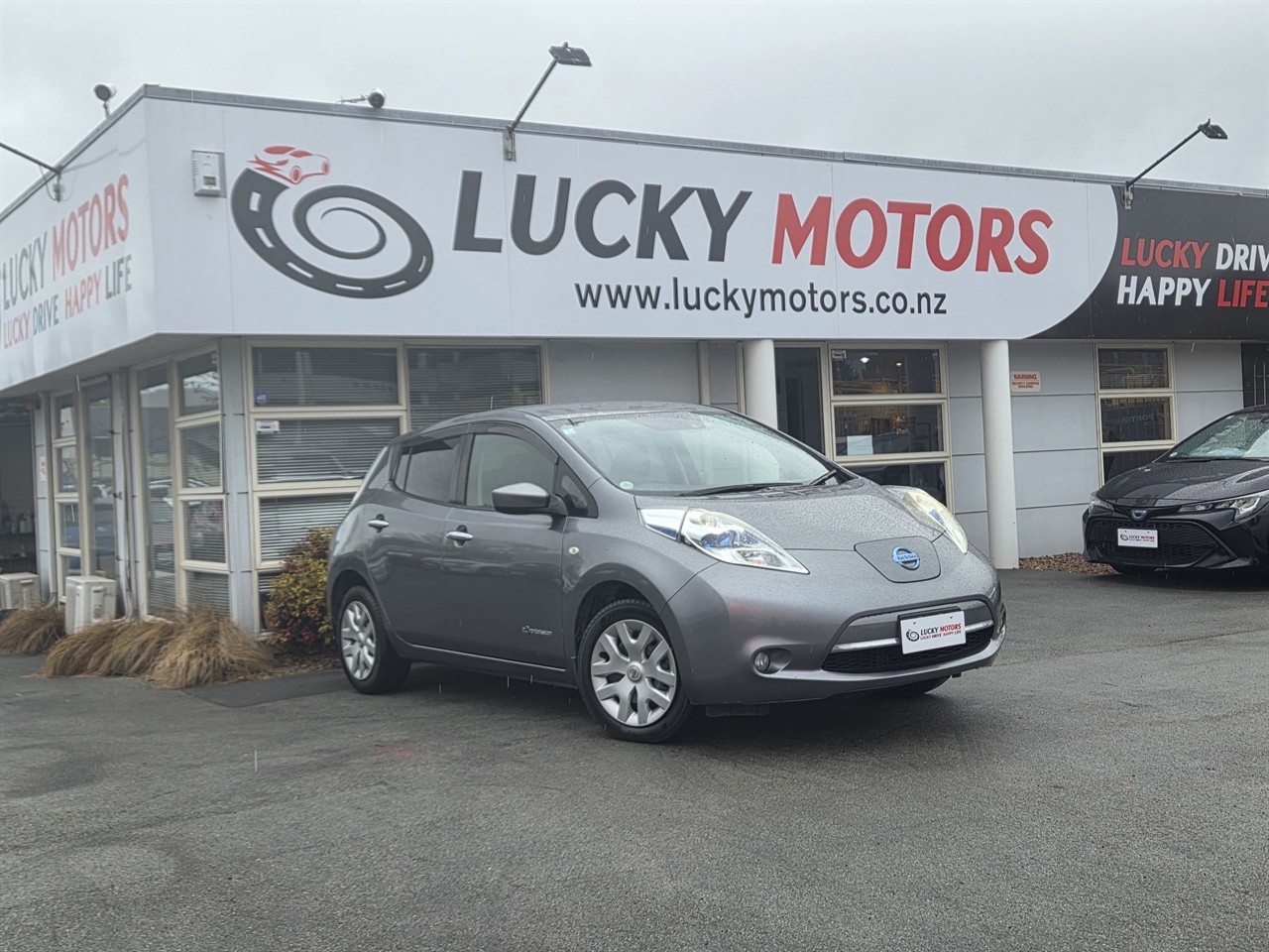 2016 Nissan LEAF