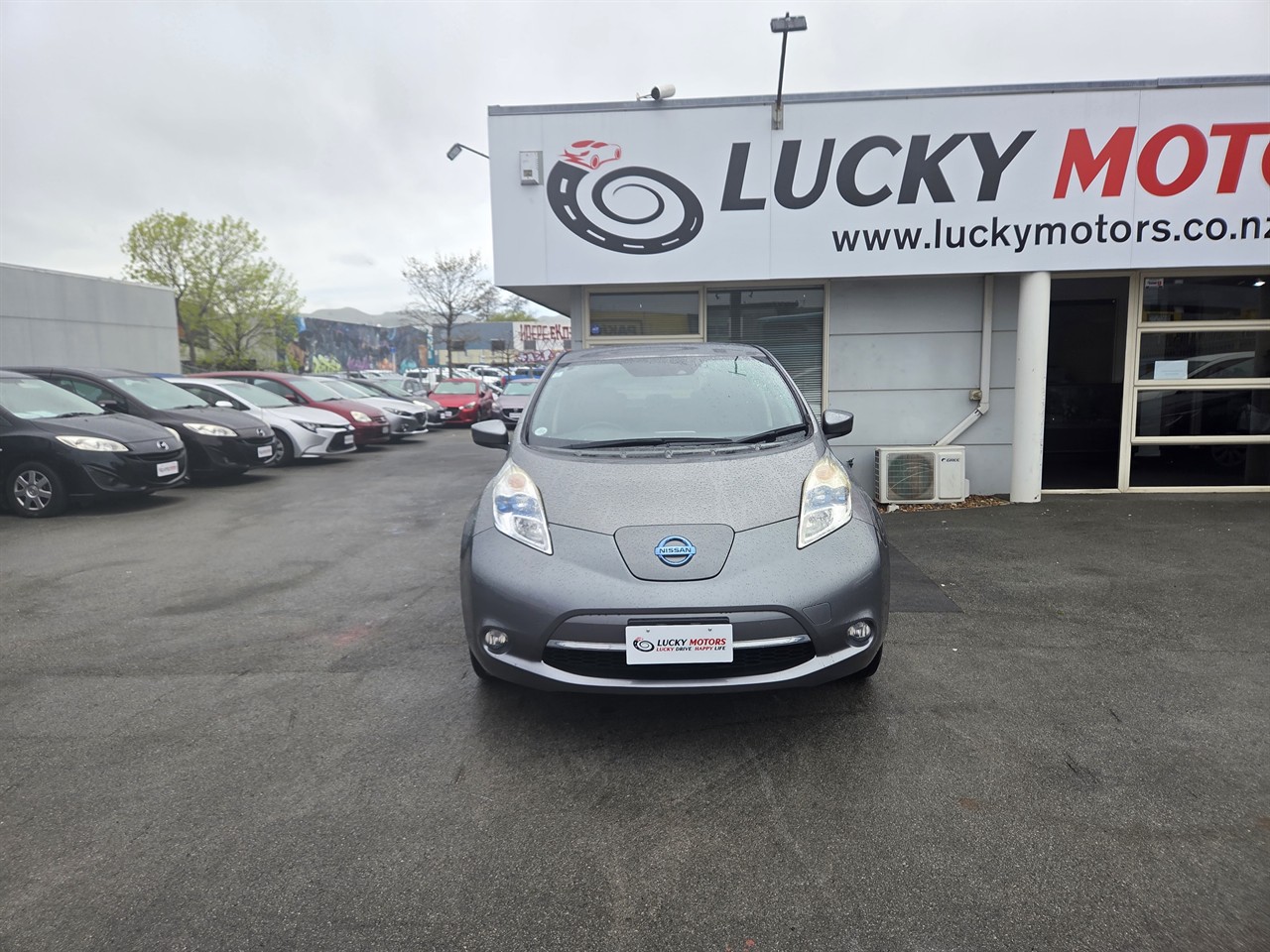 2016 Nissan LEAF