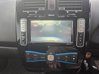 2016 Nissan LEAF - Thumbnail