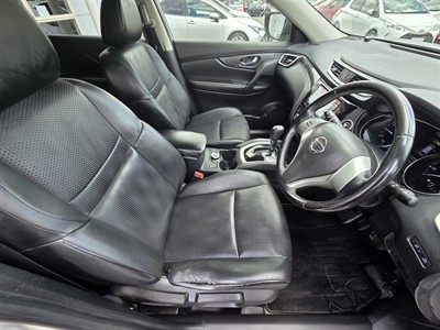 2016 Nissan X-TRAIL - Thumbnail