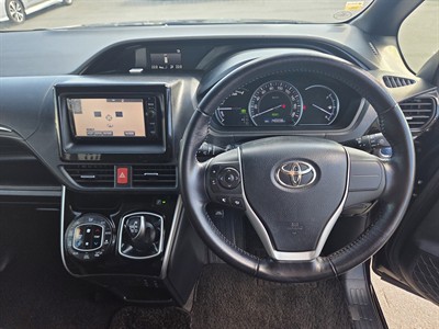 2015 Toyota ESQUIRE - Thumbnail