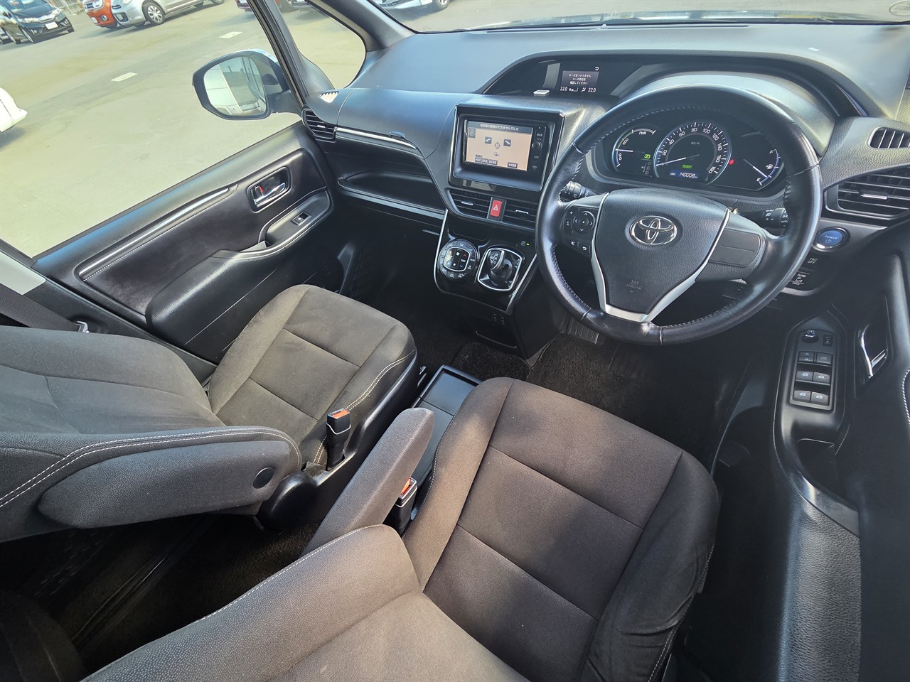 2015 Toyota ESQUIRE