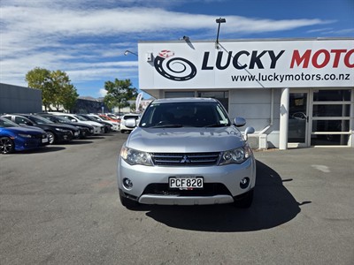 2010 Mitsubishi OUTLANDER - Thumbnail