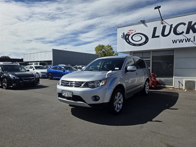 2010 Mitsubishi OUTLANDER - Thumbnail