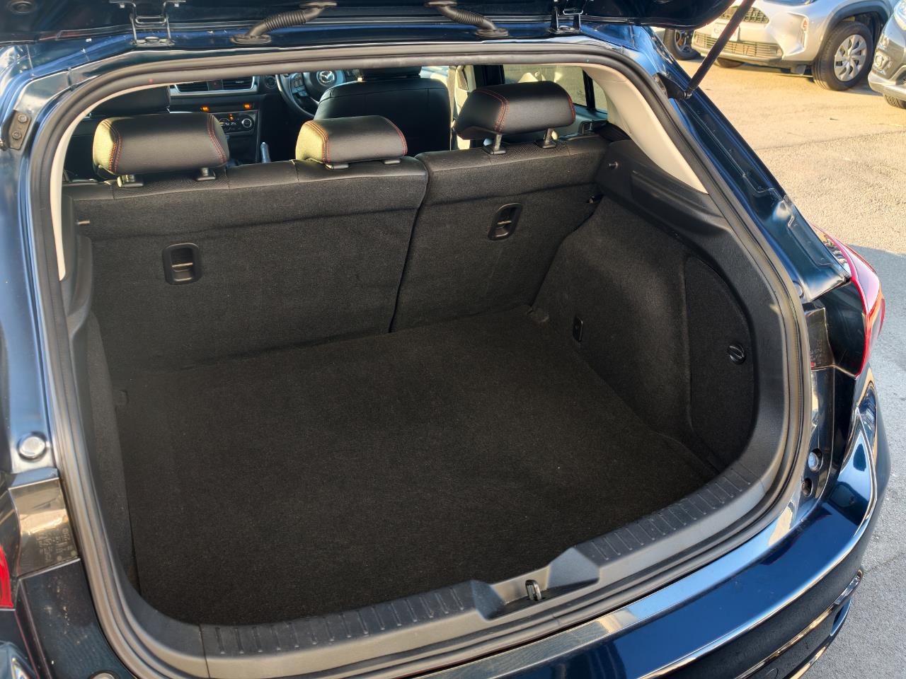 2014 Mazda AXELA