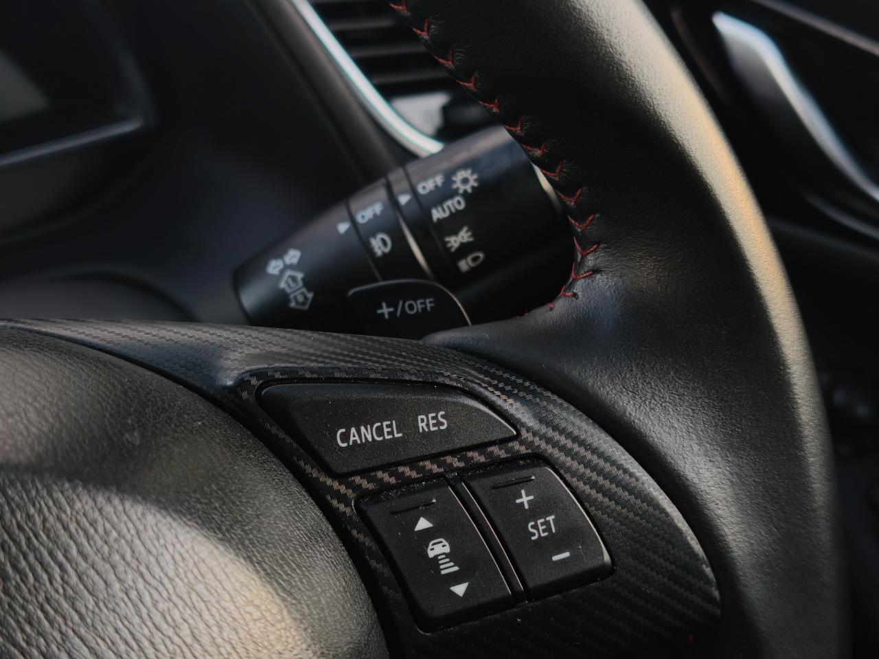 2014 Mazda AXELA