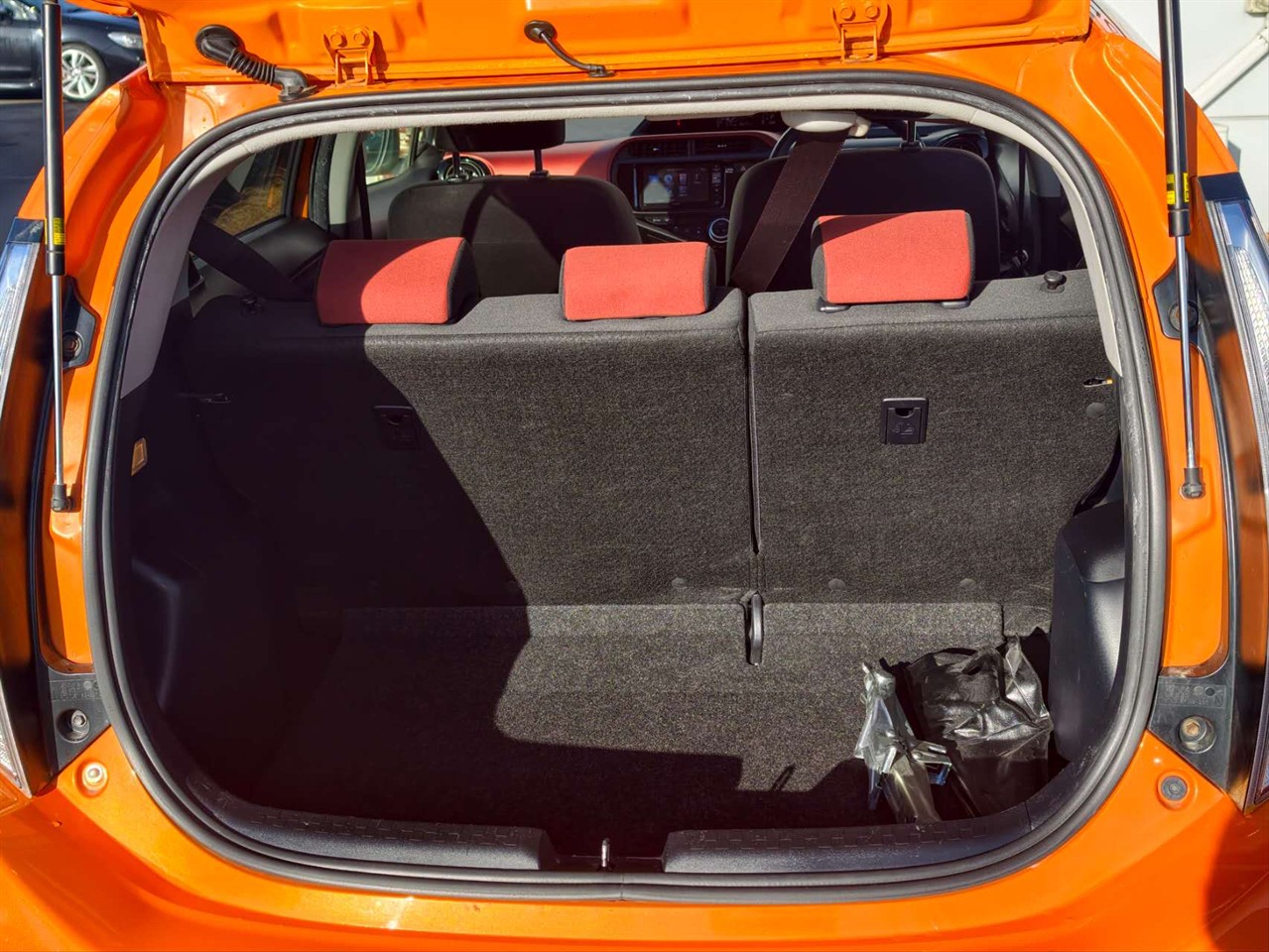 2015 Toyota Aqua