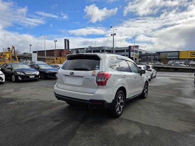 2013 Subaru FORESTER - Thumbnail