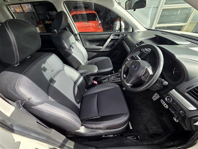 2013 Subaru FORESTER - Thumbnail