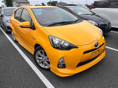 2012 Toyota Aqua - Thumbnail