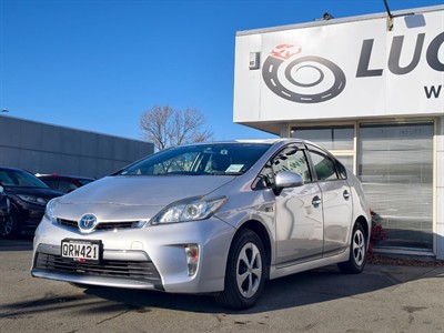2013 Toyota Prius - Thumbnail