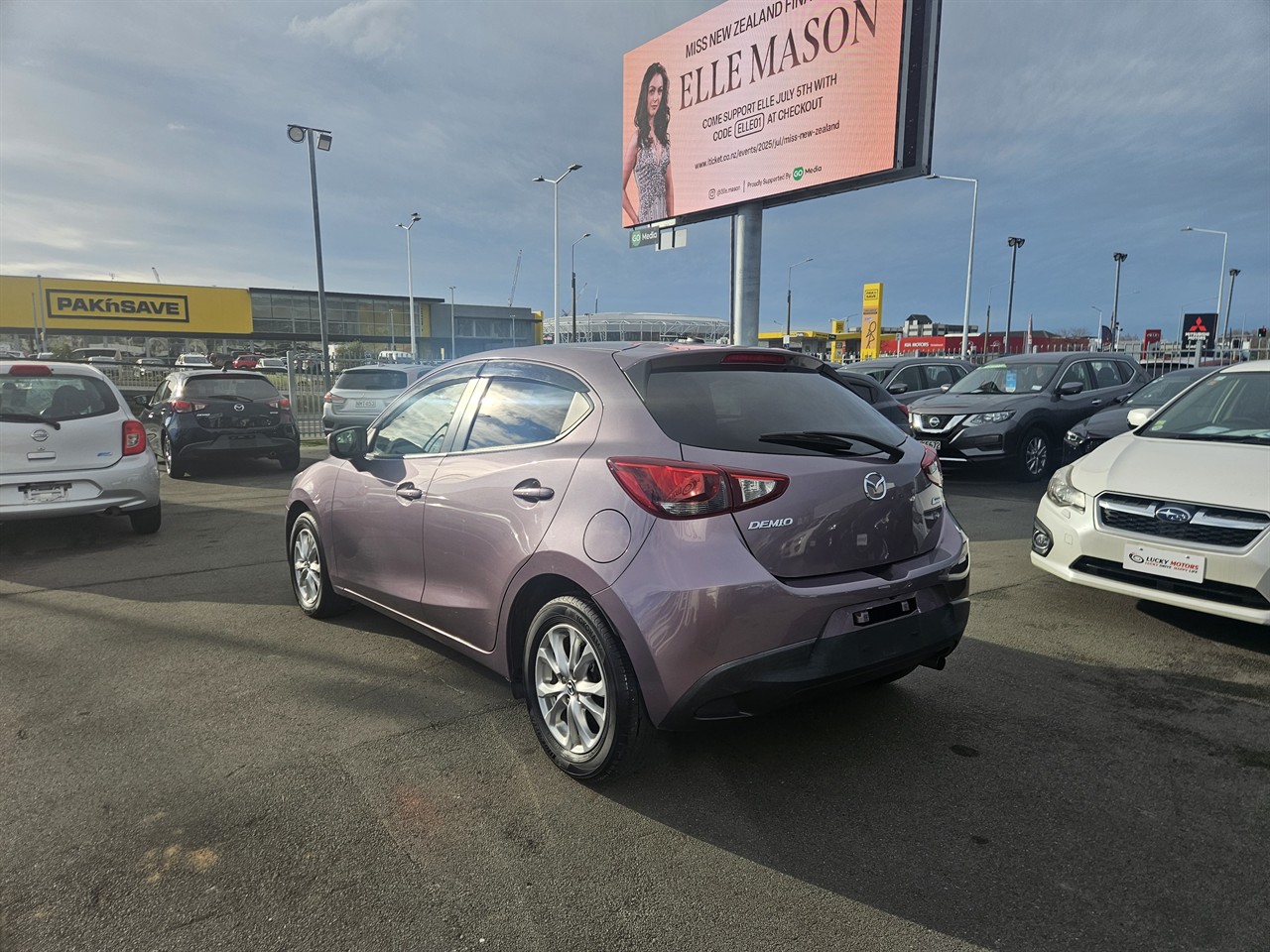 2015 Mazda Demio