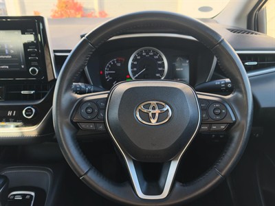 2020 Toyota Corolla - Thumbnail