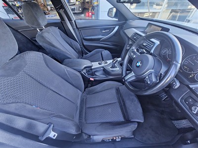 2013 BMW 320i - Thumbnail