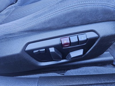 2013 BMW 320i - Thumbnail