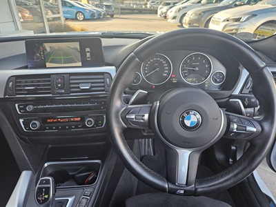 2013 BMW 320i - Thumbnail