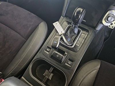 2016 Subaru OUTBACK - Thumbnail