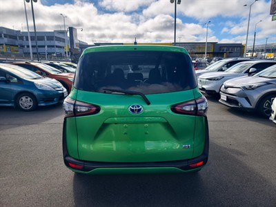 2017 Toyota SIENTA - Thumbnail