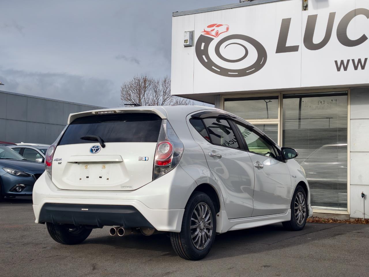 2013 Toyota Aqua