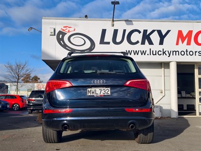 2010 Audi Q5 - Thumbnail