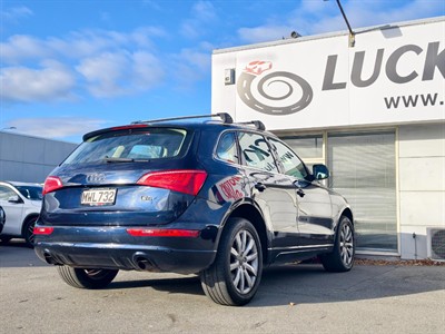 2010 Audi Q5 - Thumbnail