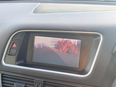 2010 Audi Q5 - Thumbnail