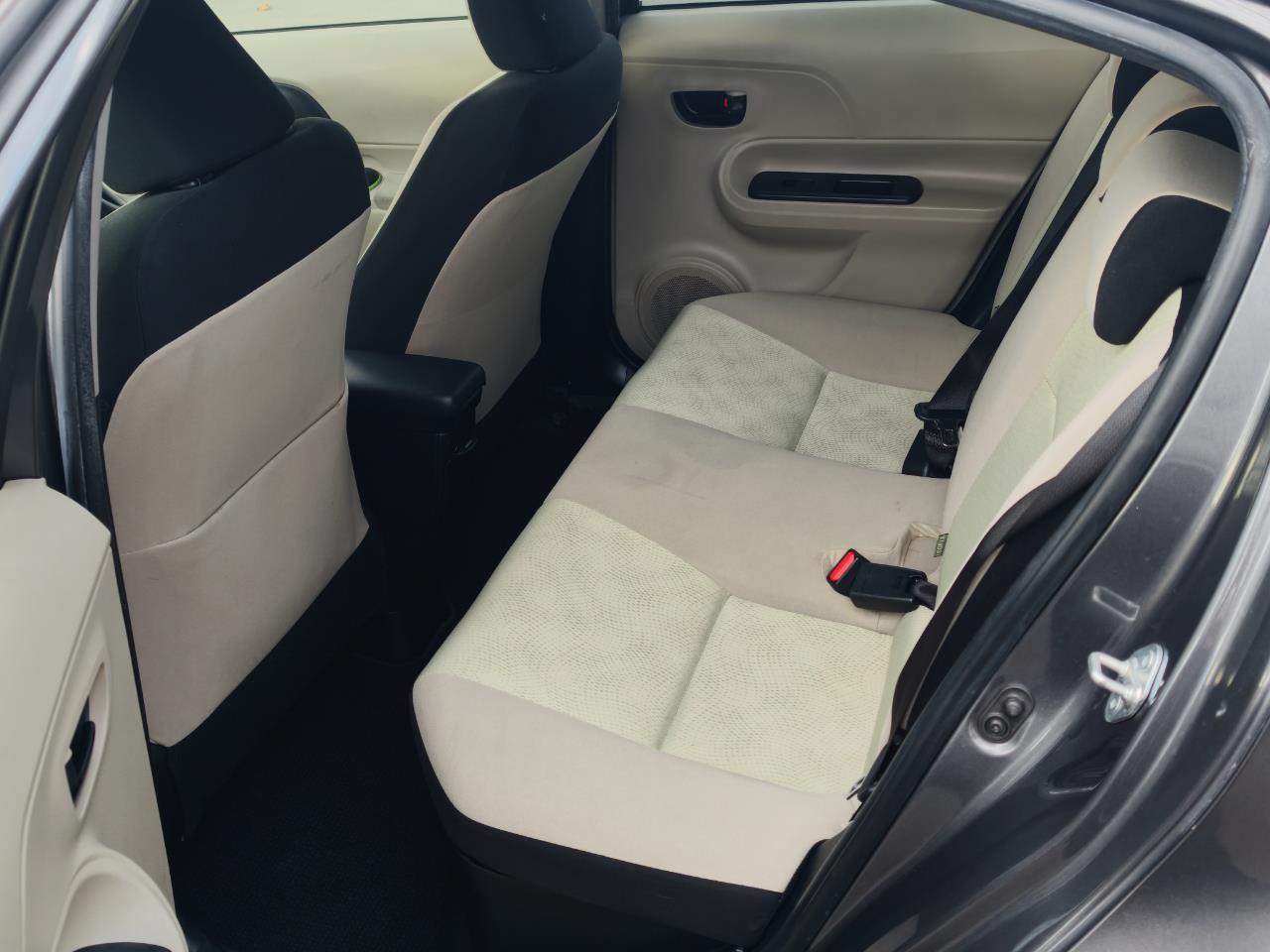 2013 Toyota Aqua