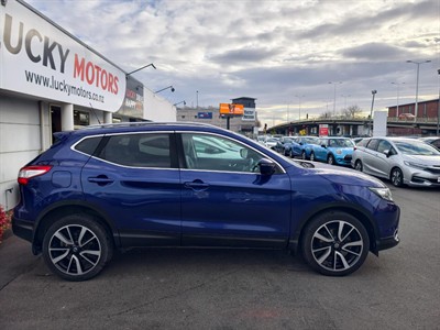 2017 Nissan Qashqai - Thumbnail