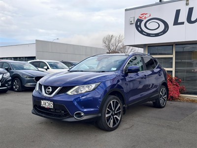 2017 Nissan Qashqai - Thumbnail