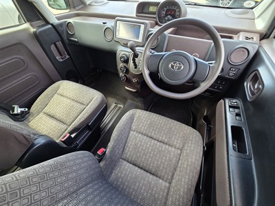 2012 Toyota Spade - Thumbnail