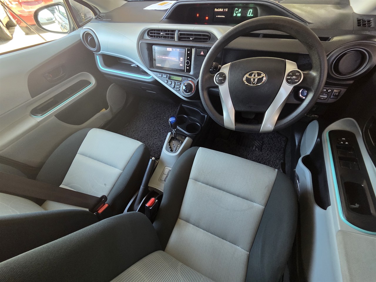 2012 Toyota Aqua