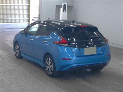 2021 Nissan LEAF - Thumbnail