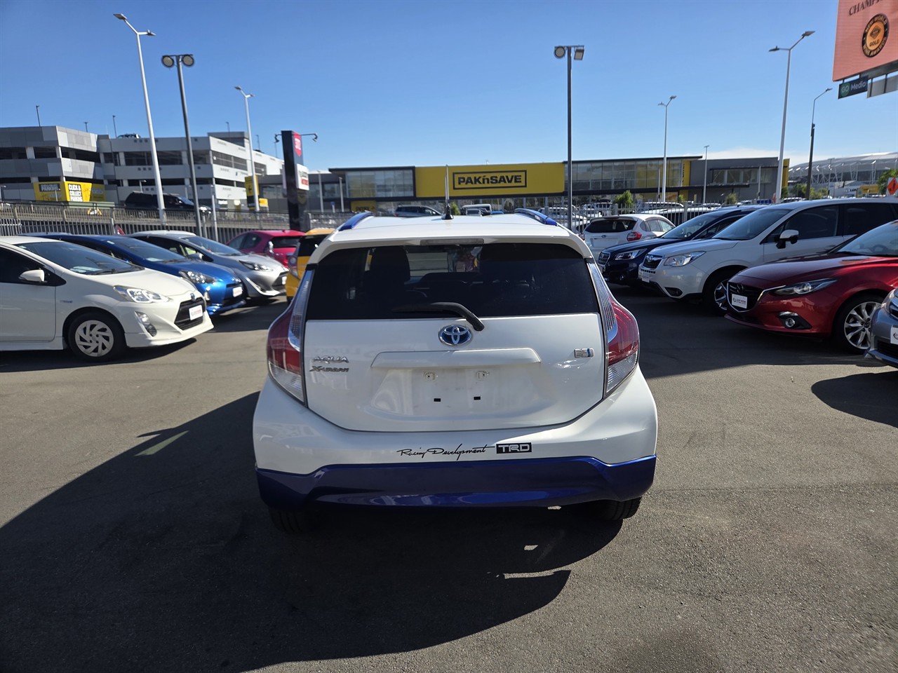 2015 Toyota Aqua