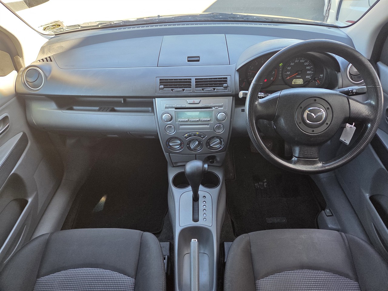 2006 Mazda Demio