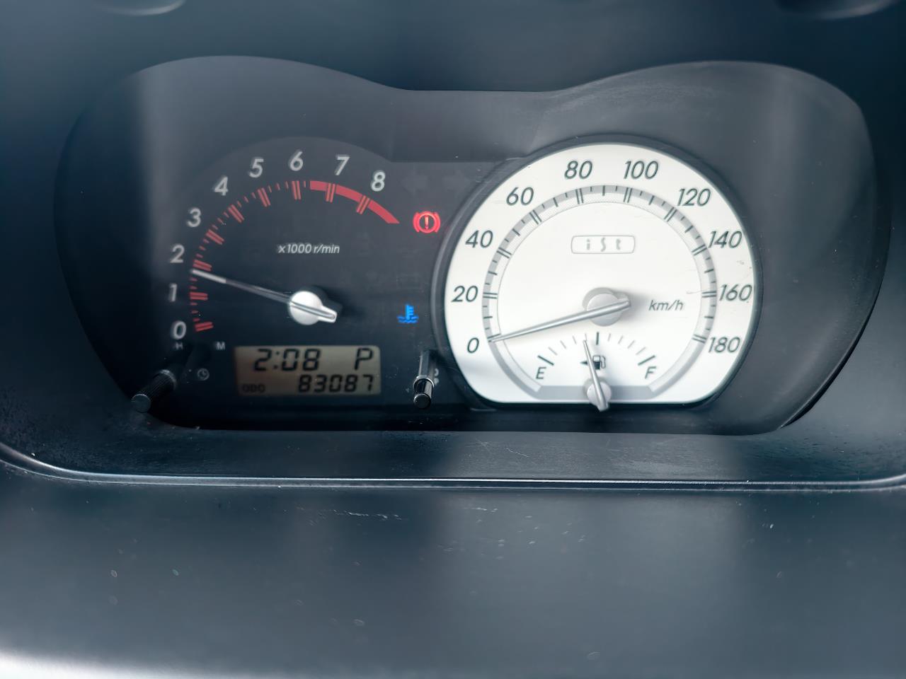 2004 Toyota IST