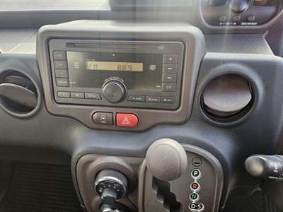 2012 Toyota Spade - Thumbnail