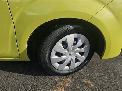 2012 Toyota Spade - Thumbnail