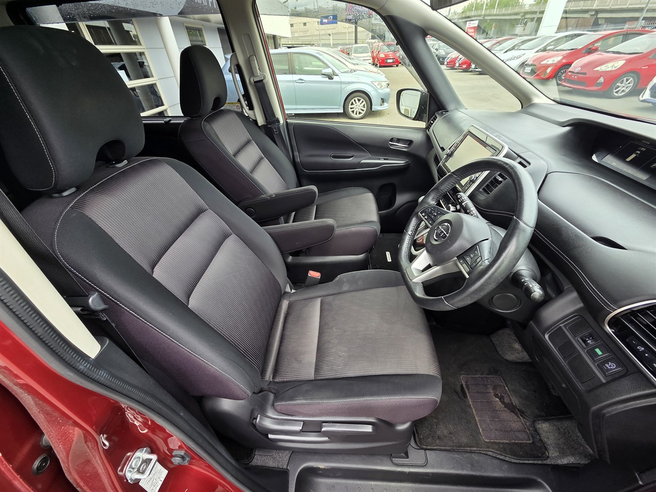 2016 Nissan Serena