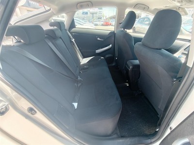 2012 Toyota Prius - Thumbnail