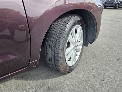 2008 Toyota IST - Thumbnail