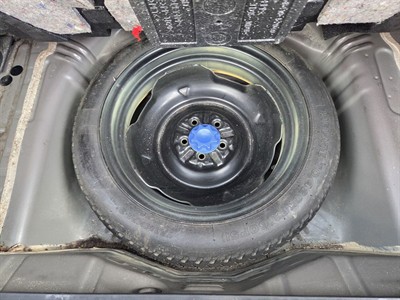 2008 Toyota IST - Thumbnail