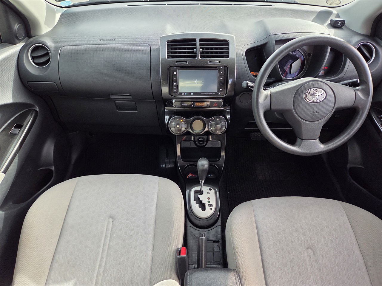 2008 Toyota IST